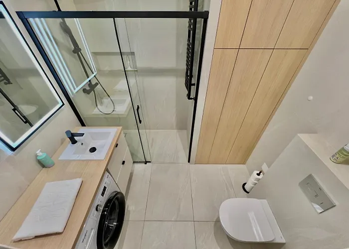 4summer Golden Hour Parking Апартаменты *