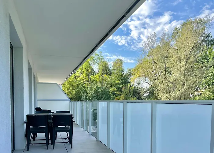 Апартаменты 4summer Golden Hour Parking *